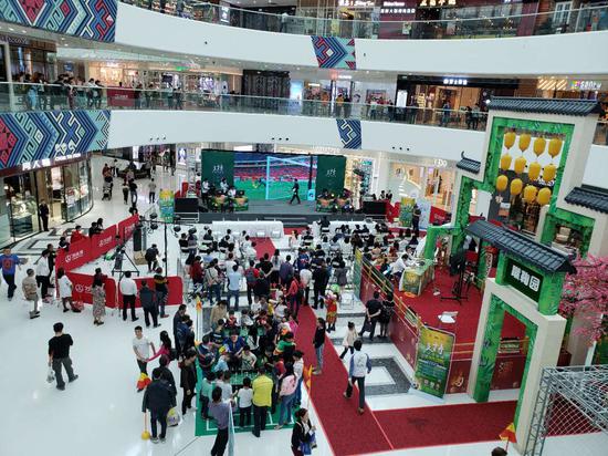 传奇类页游3助阵“格力·中国杯”足球嘉年华 南宁万达茂激情上演王者争霸