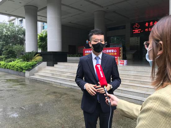 贞韩植发郝帅院长接受采访