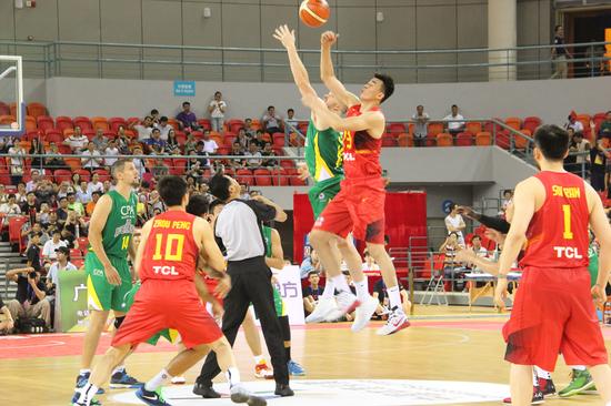 2016中澳国际男篮对抗赛在邕举行 中国队首战