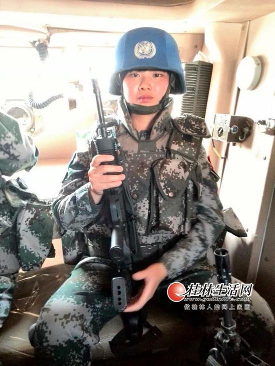中国赴南苏丹维和部队里有一位英姿飒爽的桂林