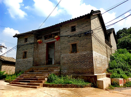 笔山村新丁屋