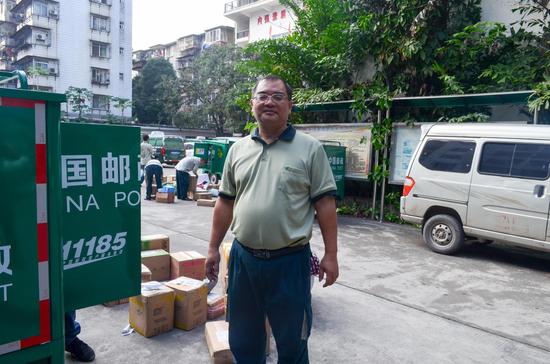 双十一包裹跑得快?探访背后的故事:快递加速没