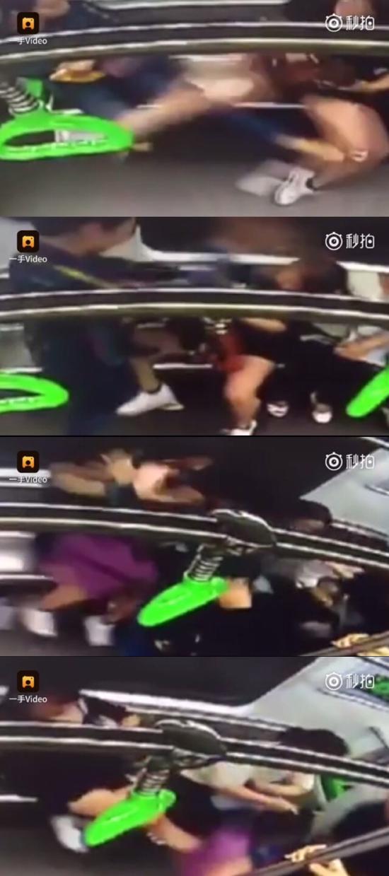 无影脚互踢尬舞