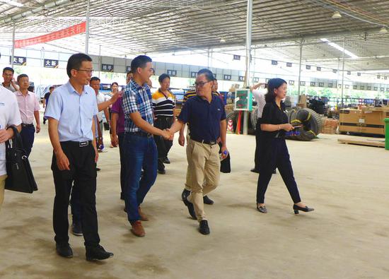 南宁物流周代表团考察市重点物流项目与典型物