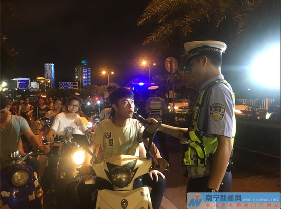 酒后驾驶非机动车也算违法 南宁警方连夜严查