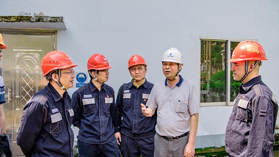 点击图片查看详情 岑溪人口_陈贻德 岑溪市人口和计划生育局 拉销网(3)