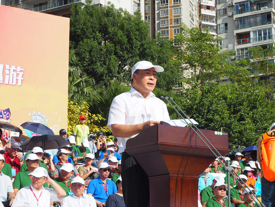 柳州市委常委、市人民政府副市长 焦耀光 为活动致辞 周柳盈/摄