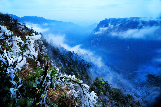 雪色大明山 图:广西旅游局