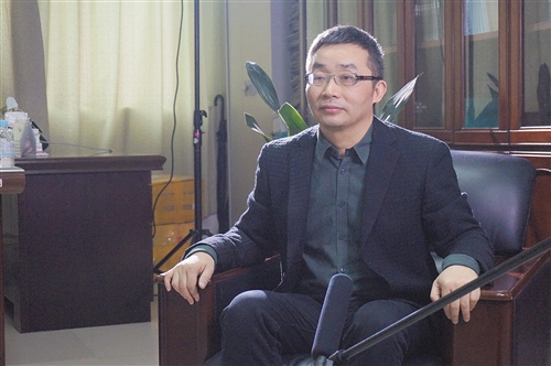 东西分享论坛成果 本报记者 李宗文 摄