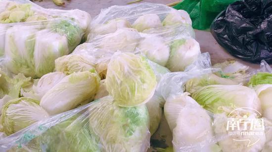 花灯、年货、美食！南宁东站农批 一站式让你配齐了