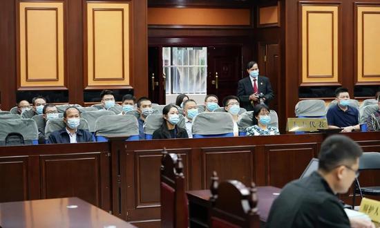 人大代表、政协委员旁听庭审