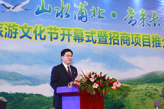 县委书记在招商项目推介上致辞