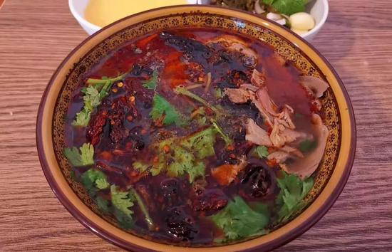 ▲羊肉粉(童婧 /摄)