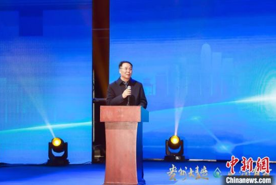 图为茅台集团党委书记、董事长李保芳讲话。活动方供图