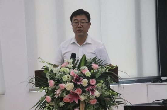 省地方金融监管局副局长 任辉