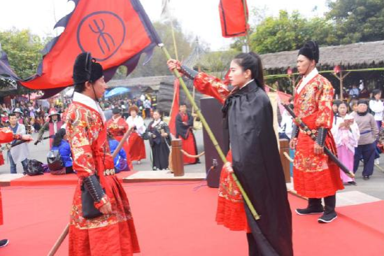 鲁屯古镇“穿越”之旅 带你梦回大明边屯