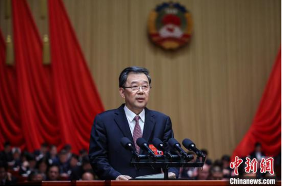 1月14日,中国人民政治协商会议第十二届贵州省委员会第三次会议在贵阳开幕。贵州省委书记、省人大常委会主任孙志刚讲话。 瞿宏伦 摄