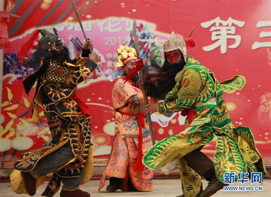 (易盛武 摄)