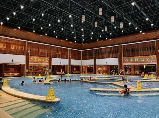 百车河温泉景区 图摄/王晓
