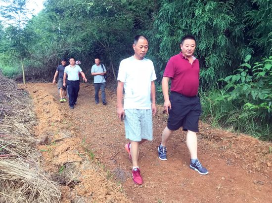 贵州山地户外运动管理中心吴戎一行赴红枫湖考察贵州山地自行车队训练场地建设项目