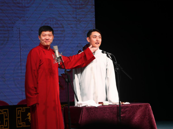 打造文化惠民系列活动 北京相声表演逗笑筑城