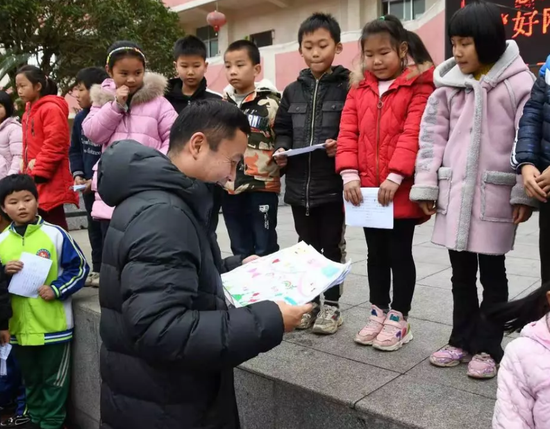 张超与学生互动