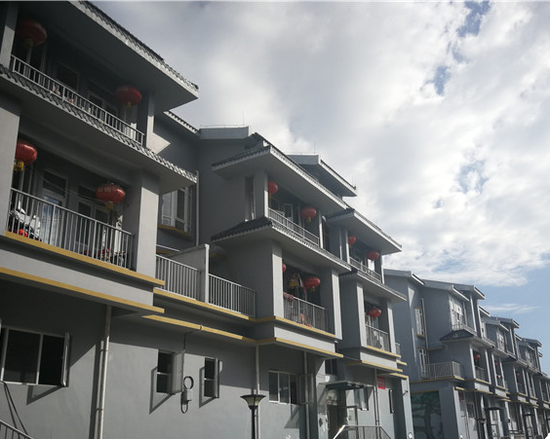 广顺镇人口_长顺县广顺镇图片(3)