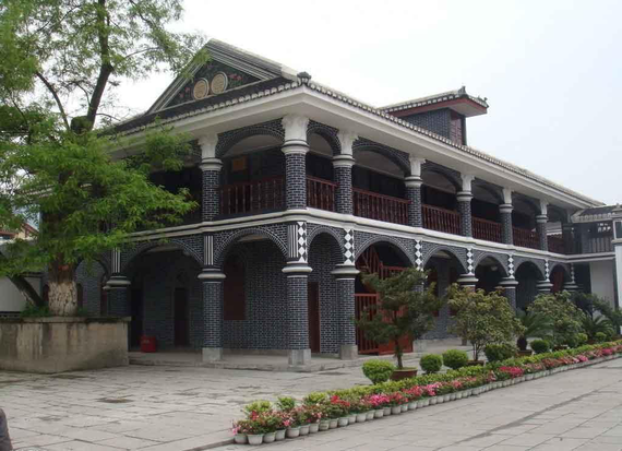 自由派站出来 雪铁龙C3-XR自驾游开始啦_贵阳