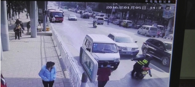 警方监控视频截图