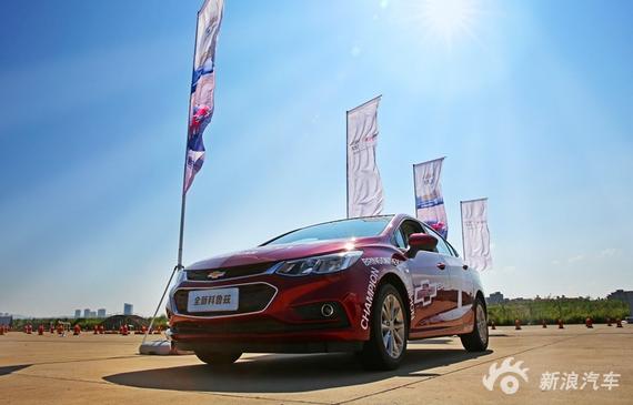 鲁兹创战赛激烈开战西南赛区冠军出炉_贵阳汽