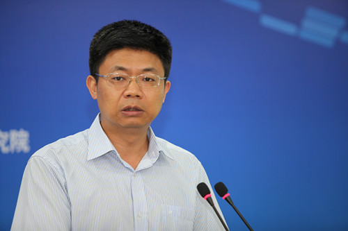 荔波县委副书记、县人民政府县长叶霖