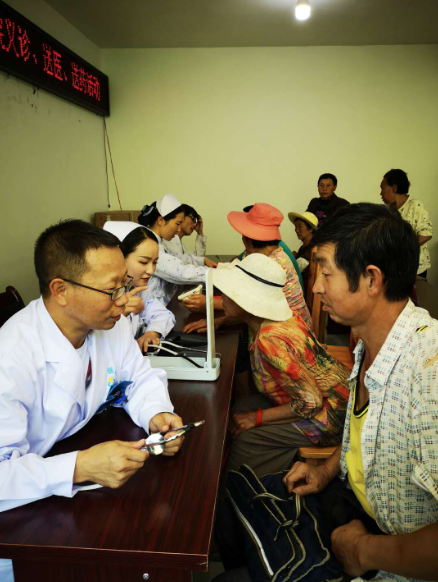 寨乐镇人口_人口普查(3)