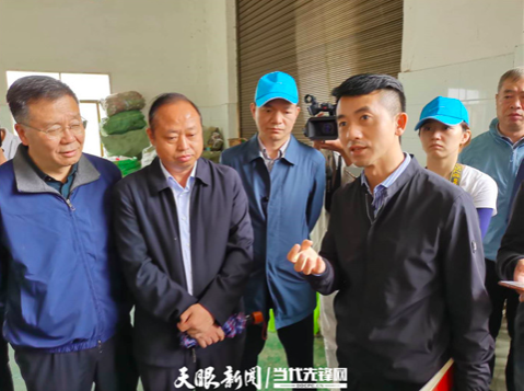 检查组在林口镇垃圾处理厂情况介绍