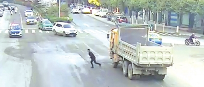 龙里县城有多少人口(2)