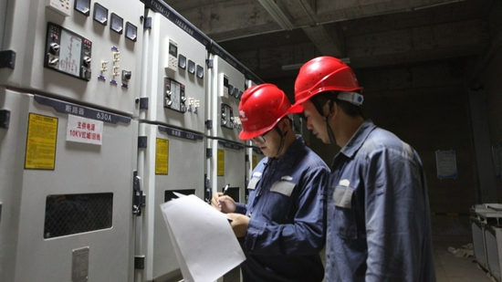 什么人能进供电局上班 8278-145552359882afdb86e846ab277819cc.jpg