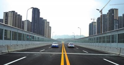 新蒲大道上跨立交通车 遵义市区去机场又多一