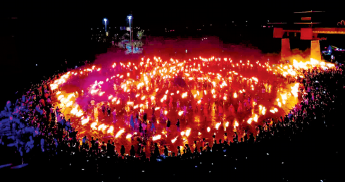 赫章举办彝族火把节