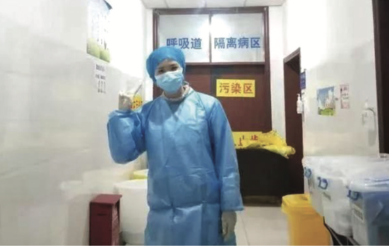 罗敏在抗疫一线