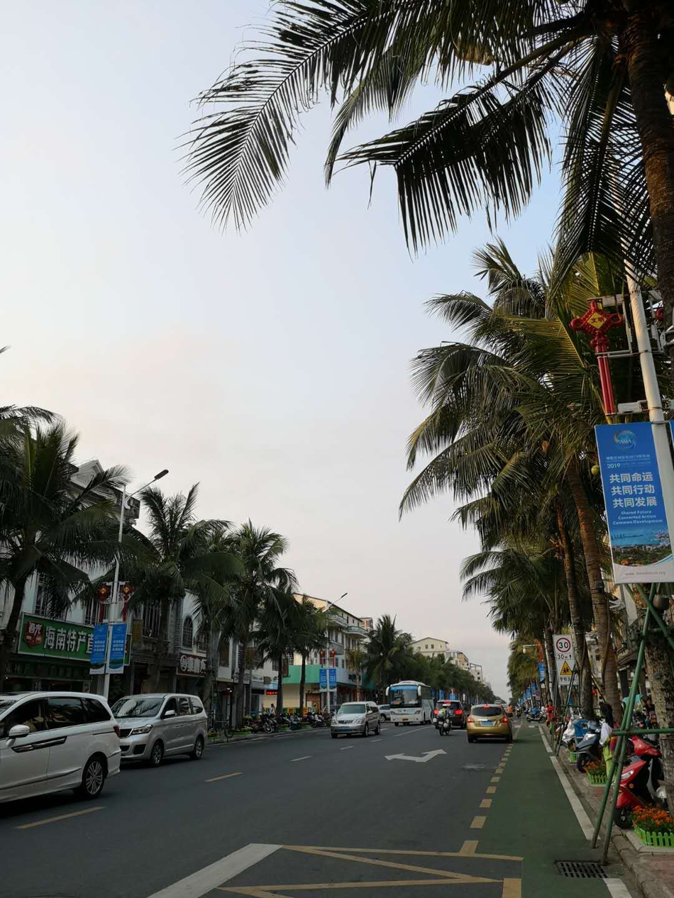 博鳌小镇因为有了博鳌论坛变得越来越美（新浪海南 高艺洋 摄）