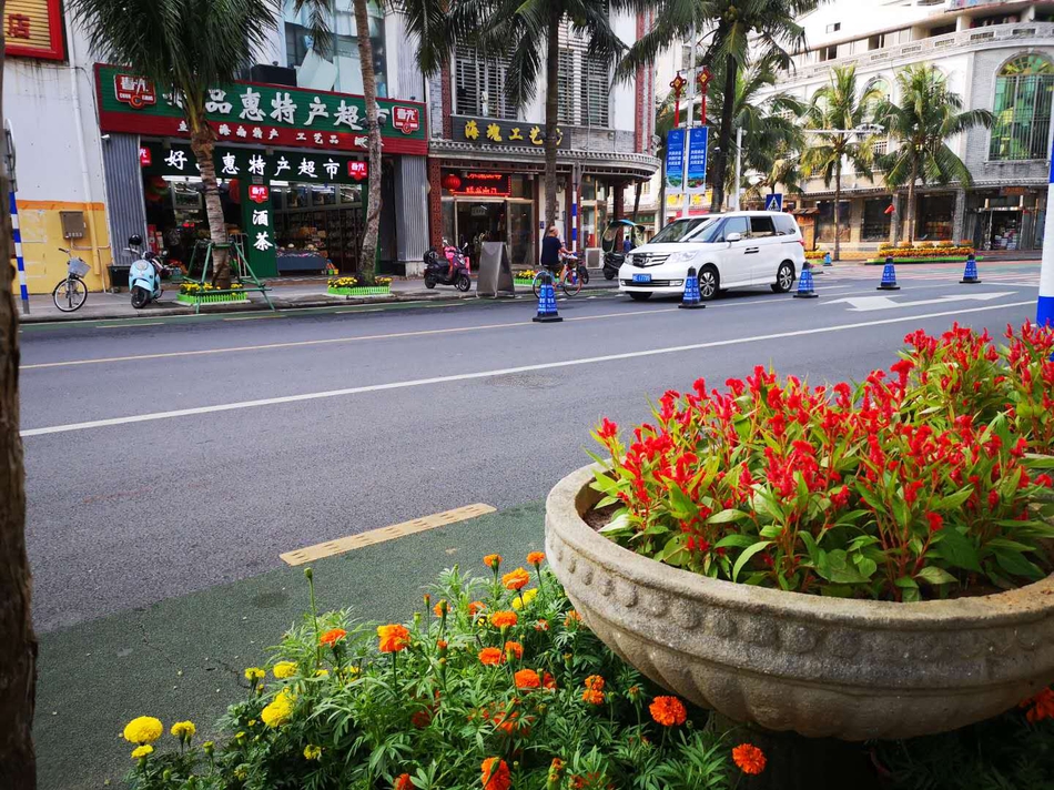 博鳌小镇因为有了博鳌论坛变得越来越美（新浪海南 高艺洋 摄）
