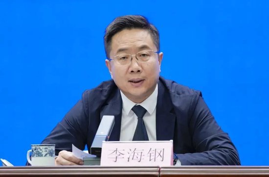 海南省旅游和文化广电体育厅副厅长、新闻发言人李海钢。南海网记者 李昊 摄