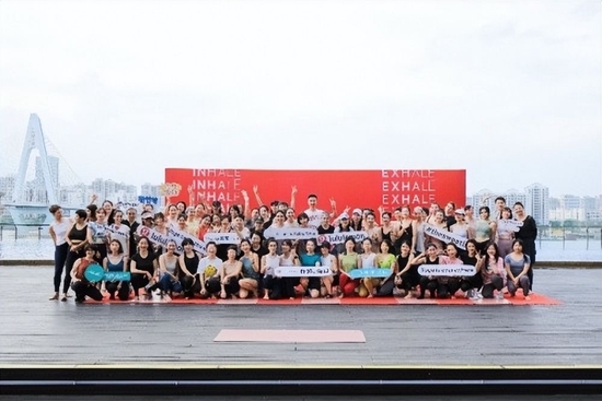  lululemon海口首店热汗瑜伽派对 lululemon海口首店热汗瑜伽派对