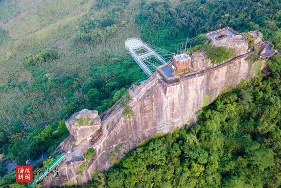 白石岭景区晋升为国家AAAA级旅游景区