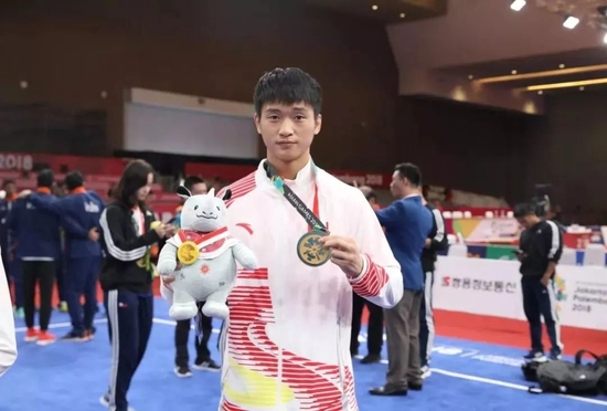 李勐凡