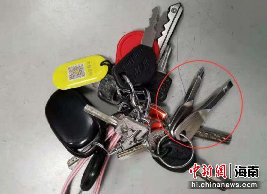 多功能钓鱼打火棒 陈璐供图