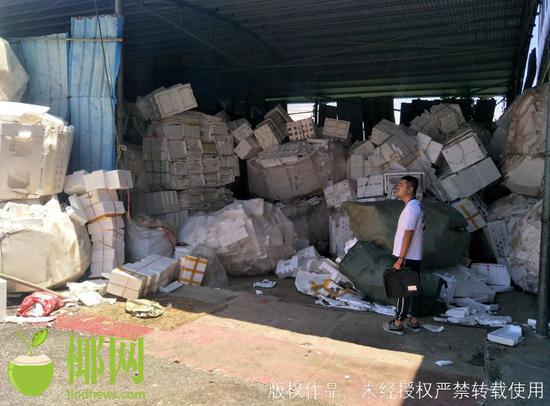 村民爆料:拆除又复原 趁夜深人静偷偷生产