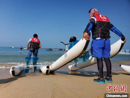 龙沐湾滨海乐园试营业现场。 记者王晓斌 摄