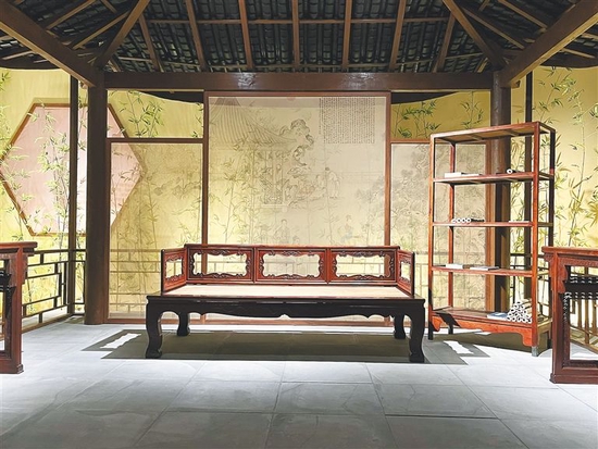 黄花梨沉香书房展。本组图片由本报记者 刘晓惠 摄