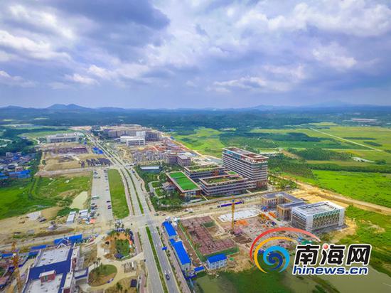 琼海博鳌乐城国际医疗旅游先行区。海报全媒体中心记者 袁琛 摄