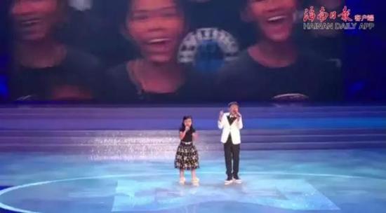 JEFFREY LI &谭芷昀CELINE TAM 带来第二首歌曲,一首经典的《You raise me up》 (陈若龙视频)